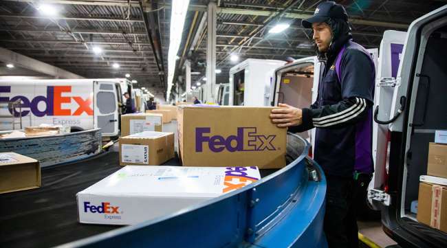 Want success? Use the FedEx logo everywhere you can!